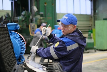 Слесарь по ремонту строительных машин