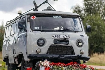 Наши студенты почтили память военных медиков